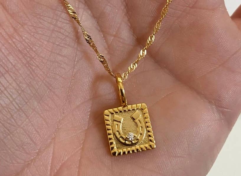 Mini Horse Shoe Lucky Pendant 18K Gold Stainless Steel Necklace